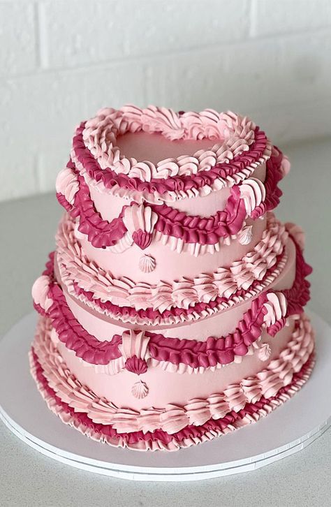 cake ideas, lambeth cake, vintage cake vintage style cake, buttercream cake, vintage buttercream cake, birthday cake ideas Tiered Heart Cake, Cake Decorating Pink, Vintage Style Cake, Lambeth Cake, Cake Birthday Cake, Heart Cakes, Cake Artist, Pink Retro, Heart Cake