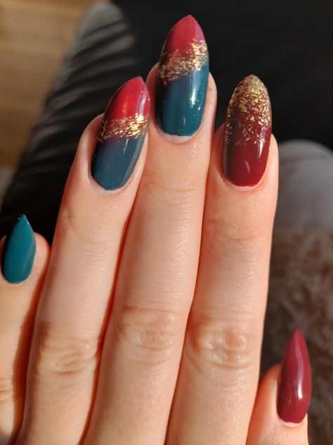 Maroon And Teal Nails, Teal And Burgundy Nails, Teal And Red Nails, Holo Taco Nail Art, Striped Nail Art, Teal Acrylic Nails, Ugly Nails, Teal Nail Designs, Teal Burgundy