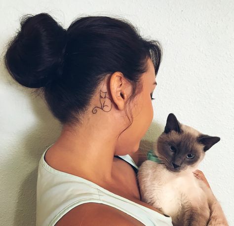 Small behind the ear cat tattoo. ❤️🐱 Cat Ear Tattoo, Tattoo Minimalist, Cat Ear, The Ear, Cat Tattoo, Tiny Tattoos, Ear Tattoo, Behind Ear Tattoo, Tatting