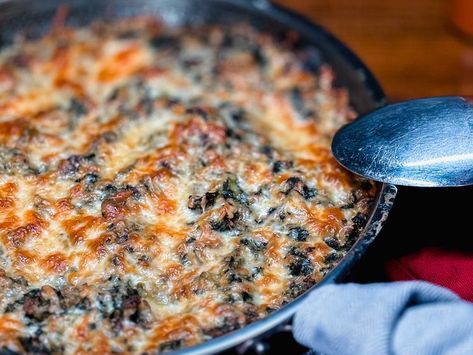 Ground Beef Spinach Casserole Ground Beef Spinach Casserole, Ground Beef Casseroles For Dinner, Ground Beef Recipes For Two, Casseroles Beef, Ground Beef Spinach, Christmas Casseroles, Runza Casserole, Ground Beef And Spinach, Spinach Casserole Recipes