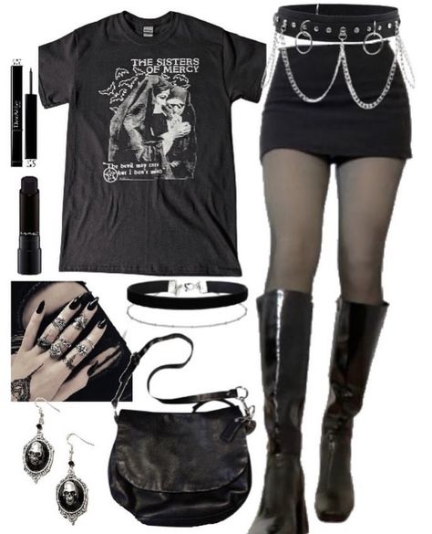 #gothic #gothicoutfits #ootd #dark Modern Gothic Aesthetic Clothes, Gothic College Outfits, Gothic Clothing Aesthetic, Gothic Style Outfit, Casual Gothic Outfits, Gothic Summer Outfits, Gothic Outfits Casual, Casual Goth Outfits, Goth Outfits Casual