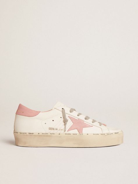 Rose Details, Golden Family, Preppy Shoes, Pretty Shoes Sneakers, Rosé Details, Old Rose, Shoe Inspo, Golden Goose Shoes, Star Sneakers