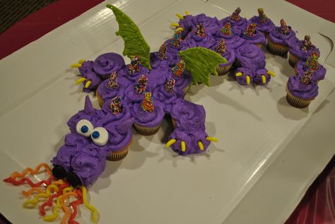 Dragon Themed Cupcakes, Spyro Birthday Party, Dragon Pull Apart Cupcake Cake, Simple Dragon Cake, Dragon Cupcakes For Kids, Easy Dragon Cake, Dragon Cupcake Cake, Spyro Cake, Dragon Cakes For Kids