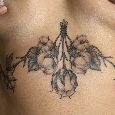 Upside Down Rose Tattoo, Heart Sternum Tattoo, Rose Sternum Tattoo, Upside Down Heart, Beachy Tattoos, Tattoo Themes, King Cobra, Sternum Tattoo, Small Hand Tattoos