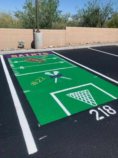 Football Senior Parking Spot, Sports Parking Spot Painting, Football Parking Spot Painting, Painted Parking Spots Senior Boys, Boy Parking Spot Painting Ideas, Senior Spots, Senior Year Planning, Parking Ideas, Parking Spot Ideas