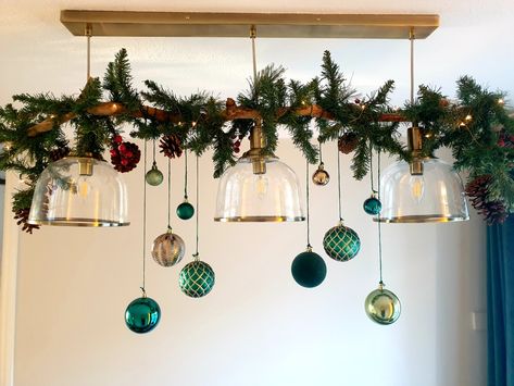 Made from drift wood, a cheap garland & some baubles. Bauble Garland, Xmas Garland, Xmas Window, Christmas Dining Table Decor, Christmas Decs, Dining Table Decoration, Christmas Dining Table, Hanging Garland, Drift Wood