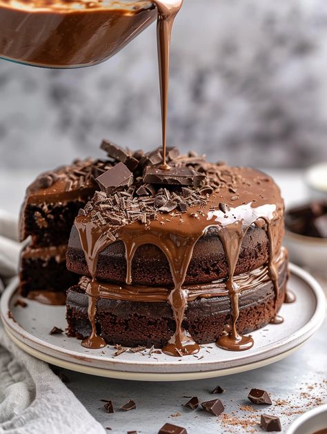 🍫 Fudgy Brownie Cake 🍫   Ingredients 👌  Brownie Cake: 1 1/2 cups (330g) unsalted butter 🧈 4 oz semisweet chocolate, chopped 🍫 1 1/2 cups (300g) granulated sugar 🍬 1 cup (200g) light brown sugar, packed 🍬 7 large eggs, room temp 🥚 1 tsp vanilla extract 🌼 1 cup (128g) all-purpose flour 🌾 1 cup (100g) unsweetened cocoa powder 🍫 1 tsp salt 🧂 Chocolate Frosting: 1 cup (220g) unsalted butter, room temp 🧈 4 oz full-fat cream cheese, room temp 🧀 1/2 cup (50g) unsweetened cocoa powder 🍫 Japanese Dessert Recipes, Dessert Cups Recipes, Food Captions, Fudgy Brownie, Yummy Comfort Food, Brownie Cake, Special Someone, Chocolate Sauce, Cake Chocolate