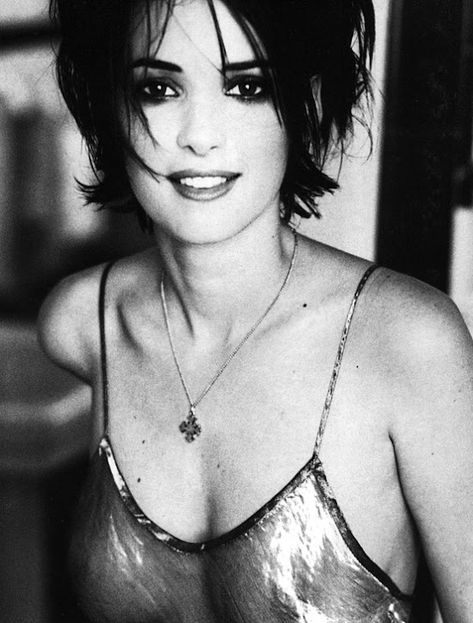 Winona Ryder 90s, Ali Cobrin, Winona Rider, 1990 Style, The Face Magazine, Melanie Laurent, Winona Forever, Carla Gugino, Ellen Von Unwerth