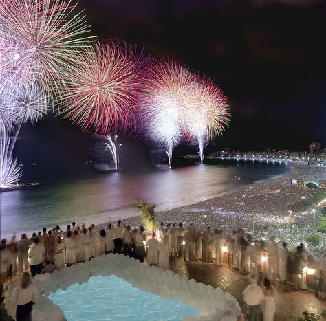 New Years Eve Fireworks, New Years Traditions, Happy New Year 2016, Copacabana Beach, New Year Fireworks, New Year's Eve Celebrations, Porto Rico, Fireworks Show, New Year Celebration