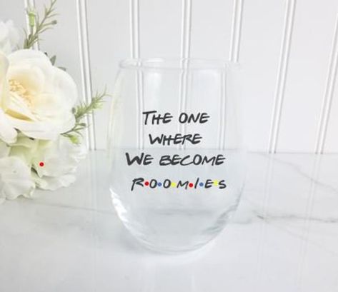 Roommate Wine Glass, Roommate Gift, Friends Wine Glass, College Roommate Gift, Dorm Room, Friend TV College Roommate Gift, Friends Tv Show Gifts, Roommate Gifts, Birthday Surprise Boyfriend, College Roommate, Pharmacist Gift, Wallet Tutorial, Engagement Gifts For Couples, Personalized Wine Glass