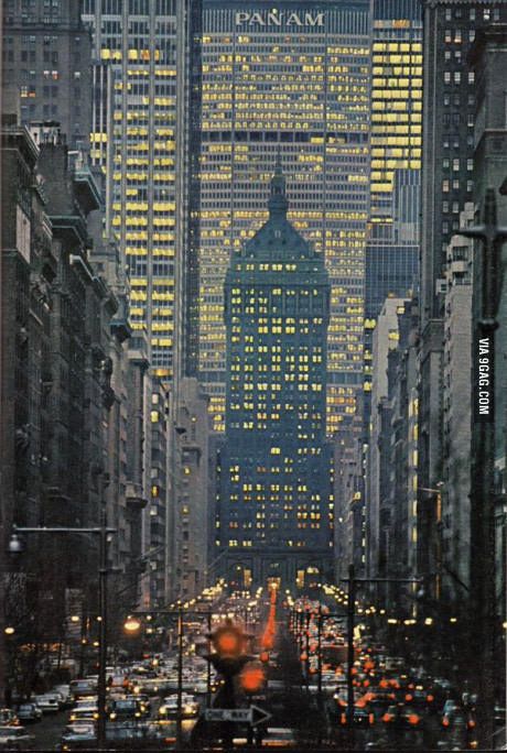 Park Avenue Nyc, Voyage New York, New York Vintage, City At Night, Tall Buildings, I Love Nyc, Empire State Of Mind, I Love Ny, City That Never Sleeps