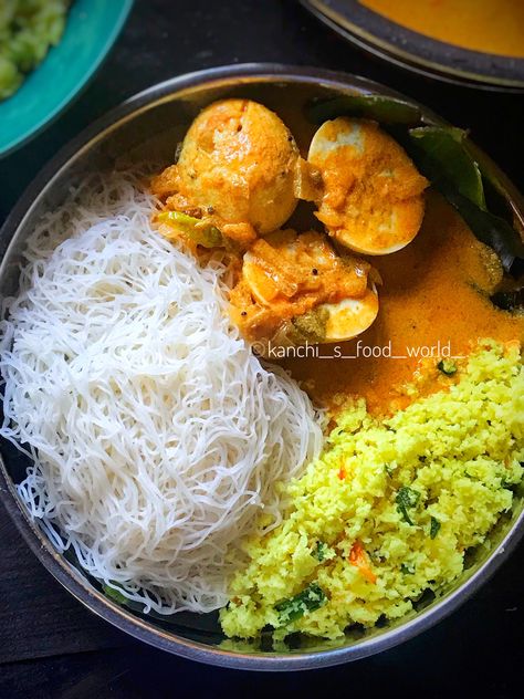 String Hoppers , Spicy Sri Lankan Egg Curry , Yellow Coconut Sambol Sri Lankan Breakfast, Sri Lankan Architecture, Kerala Breakfast, Khana Khazana, Curry Yellow, Architecture Restaurant, Food Pic, Sri Lankan Recipes, Food Motivation