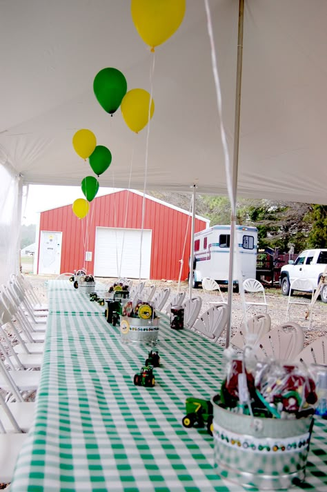 Tractor Birthday Table Decor, Tractor Birthday Party Backdrop, Tractor Birthday Activities, Tractor Birthday Party Decorations Diy, Tractor Farm Birthday Party, Tractor First Birthday Party, Tractor Party Ideas, John Deere Party Decorations, John Deere First Birthday