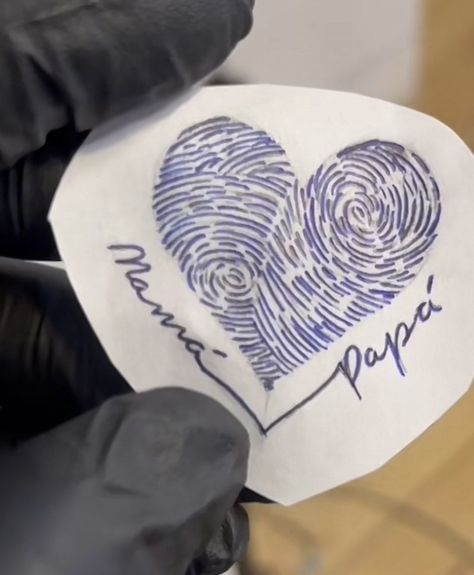 Parents Finger Print Tattoo Ideas, Fingerprint Tattoo Ideas Unique, Fingerprint Tattoos, Small Girly Tattoos, Cute Hand Tattoos, Petite Tattoos, Dope Tattoos For Women, Śliczne Tatuaże, Different Tattoos