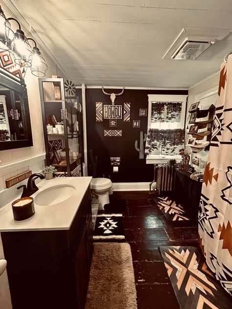 Ranch Bathroom Decor, Dark Western Home Aesthetic, Dark Western Home, Black And White Western Bathroom, Western Home Remodel, Black Western Bathroom, Bathroom Ideas Western, Western Bathroom Decor Ideas, Bathroom Ideas Country