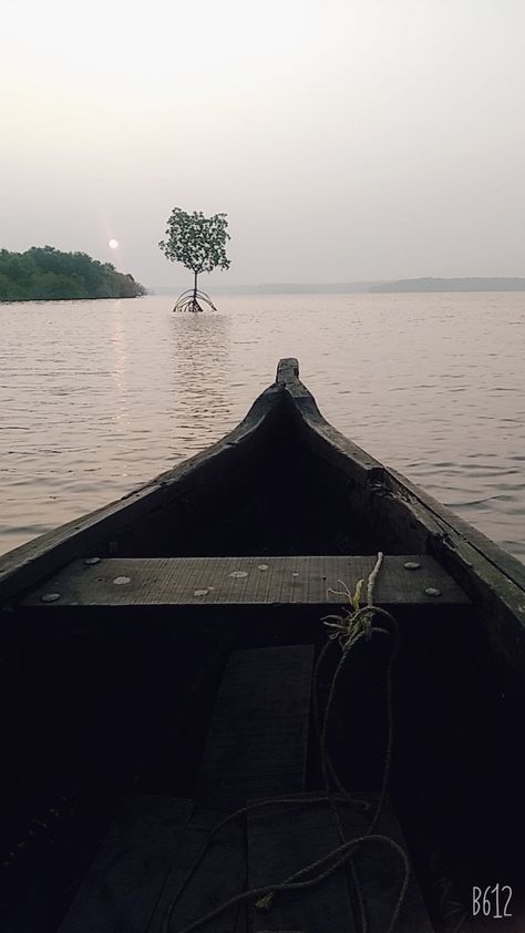 Help me to improve my idea....give me suggestions ..and pls follow my account which help me a lot ........this is a image of Monroe island...for more details send me "Hi" msg .....stay safe and health Munroe Island, A Image, Boating, Celestial Bodies