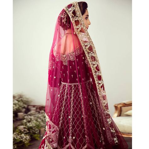 Sadaf Fawad Khan Studio (@sfkbridals) • Instagram photos and videos Bridal Pishwas, Pakistani Wedding Dance, Sadaf Fawad Khan, Fawad Khan, Latest Bridal Lehenga, Bridal Dupatta, Heavy Dresses, Bridal Dresses Pakistan, Formal Wear Dresses