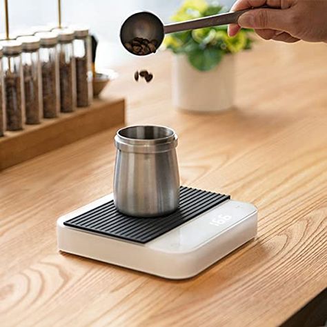 Acaia Lunar vs Pearl: Which Coffee Scales Are Better? Alternative Power Sources, Art Of Coffee, Rocket Espresso, Coffee Scale, Advertising Cookies, Coffee Subscription, Coffee Espresso, Filter Coffee, Digital Scale