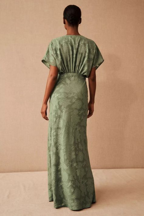 Green Dresses Formal, Textured Maxi Dress, Green Dresses, Mob Dresses, Bhldn Weddings, Stay Classy, Flowy Skirt, Dresses Formal, 50 Fashion