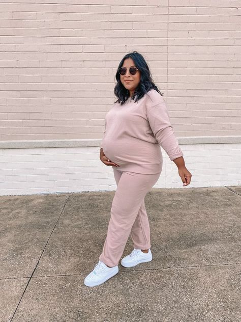 MAMA Sweatshirt curated on LTK Nursing Outfit, Sweat Suits Outfits, Pregnant Women Fashion, Casual Maternity Outfits, Maternity Street Style, Plus Size Winter Outfits, Preggo Fashion, Dresses For Pregnant Women, Women Dress Online