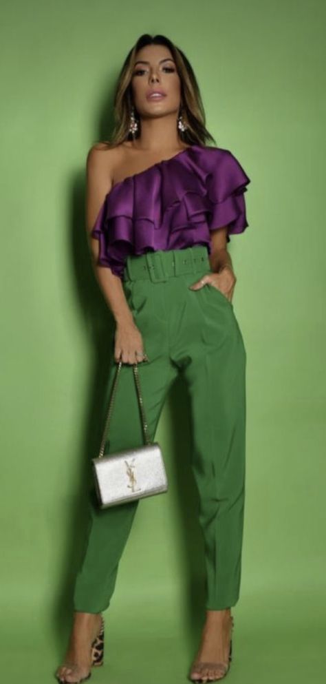 Angela Clayton, Colour Combinations Fashion, Color Combos Outfit, Color Blocking Outfits, Long Island New York, Costume Designer, Disney Movie, Looks Chic, Colourful Outfits