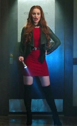 Cherry Blossom Outfit, Blossom Costumes, Toni Topaz, Feminine Clothes, Cheryl Blossom Riverdale, Riverdale Cheryl, Celebrity Boots, Celebrity Pics, Jughead Jones