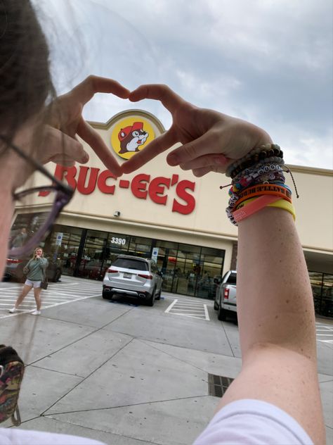 Buccees Aesthetic, Bucees Texas, Epic Universe, Random Flicks, Texas Trip, Summer Picture Poses, Florida Trip, Mission Trip, Western Life