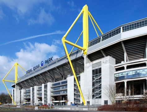 Westfalenstadion Signal Iduna Park, Football Ideas, Fan Tattoo, Borussia Dortmund, Innovation Technology, Golden Gate Bridge, Football Club, Wind Turbine, Football