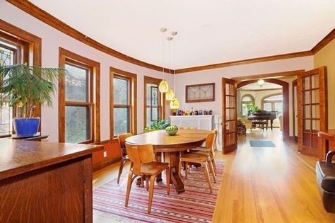 Retro or Rehab: 8 Homes in Chicago's Historic Bungalow Belt - Curbed Chicagoclockmenumore-arrow : Chicago Homes Interior, Four Square Homes Interior, Chicago Bungalow Interior, Bungalow Living Room Ideas, Bungalow Inspiration, Historic Bungalow, 1940s Bungalow, Bungalow Interior Design, Bungalow Living Room