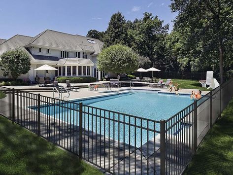 Pool With Black Fence, Aluminum Fence Around Pool, Black Aluminum Fence Around Pool, Aluminium Pool Fence, Pool With Fence Around It, Wrought Iron Pool Fence, Fence Around Pool, Aluminum Pool Fence, Brick Columns