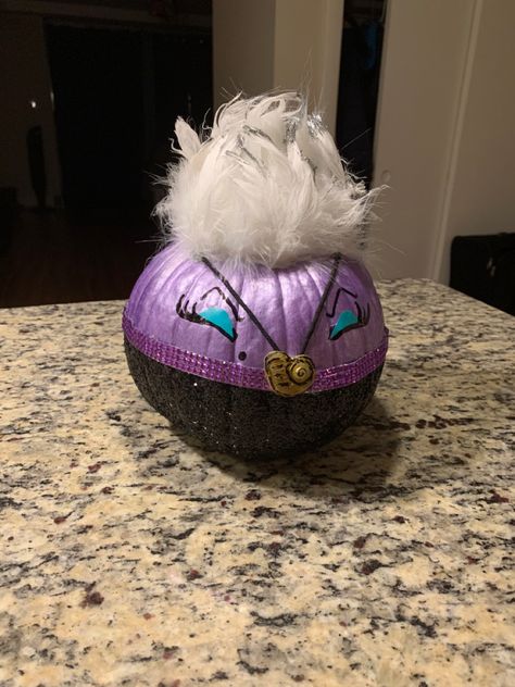 Ursula Pumpkin Carving, Disney Villains Pumpkin Painting, Mermaid Pumpkin Decorating, Mermaid No Carve Pumpkin, Ursula Painted Pumpkin, Under The Sea Pumpkin Ideas, Ursula Pumpkin, Little Mermaid Pumpkin, Mermaid Pumpkin