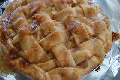 Award Winning Apple Pie Recipe, Apple Cream Pie Recipe, Apple Cream Pie, Award Winning Pies, Old Fashioned Apple Pie, Fall Desserts Apple, Apple Pie Recipe Homemade, Apple Pie Filling Recipes, Apple Pie Recipe Easy