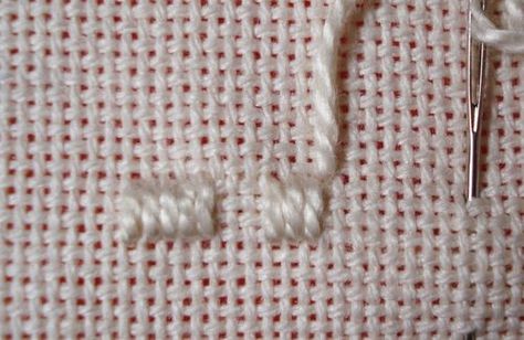 Explications des points de broderie Hardanger. - Le blog de broderie.titoune.over-blog.com Hardanger Embroidery, Hand Embroidery Projects, Embroidery Projects, Ideas Style, Hand Embroidery, Knitted Scarf, Arrow Necklace, Diy And Crafts, Style Inspiration