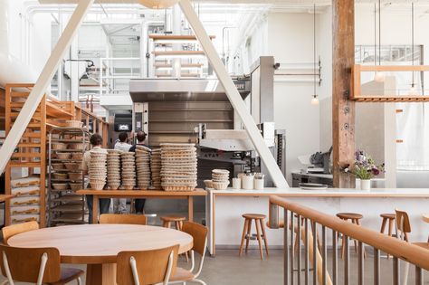 Tartine Manufactory is now open, revealing a light-filled temple of bread, creativity, and the pursuit of craftmanship. Tartine Manufactory, Opening A Bakery, Bakery Interior, Coffee History, Bread Shop, Heath Ceramics, Type Shi, Bakery Design, Healthy Living Quotes