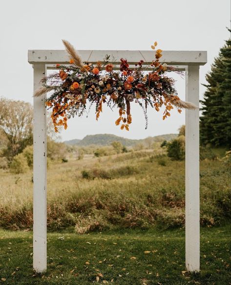 Fall Arbor Wedding, Fall Arbor, Fall Wedding Arch, Flower Cloud, Fall Wedding Arches, Fallen Arches, Decorative Ideas, Wedding Fall, Wedding Florals