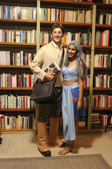 Kida and Milo from Atlantis Milo And Kida Atlantis Costume, Milo From Atlantis, Milo Atlantis, Milo And Kida, Partner Costumes, Kida Atlantis, Classy Halloween Costumes, Halloween Fits, Classy Halloween