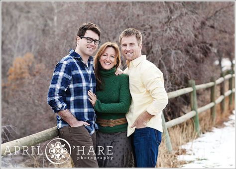 A portrait of a beautiful lady with red hair and wearing a green sweater poses with her two adult sons next to the entrance of the McClintock Trail at Chautauqua Park in Boulder Colorado at her winter family photo session. Mother Son Poses, Adult Family Photos, Sibling Photography Poses, Mother Son Photos, Son Photo Ideas, Family Photoshoot Ideas, Winter Family Photos, Colorado Boulder, Family Photoshoot Poses