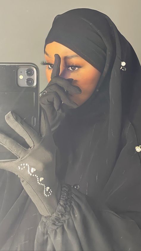 Black Hijab, Modest Outfit, Modesty Outfits, Ootd Summer, Hijab Fashion Inspiration, Hijabi Girl, Cute Love Couple Images, Cute Love Couple, Hijab Outfit