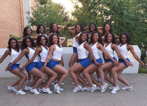 Cheerleading Videos, Black Cheerleaders, Cheer Photography, Cheerleading Cheers, Dance Uniforms, Carnival Girl, Jackson State University, Go Best Friend, Cute Cheerleaders