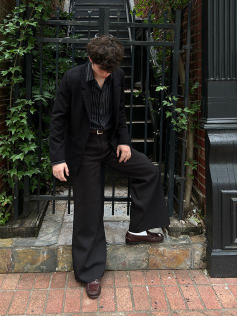 Pinstripe Pants Outfit Men, Pinstripe Pants Outfit, Men Formal Outfit, Genderqueer Fashion, Pants Outfit Men, Street Fashion Men Streetwear, Pinstripe Pants, Romantic Books, Men Formal