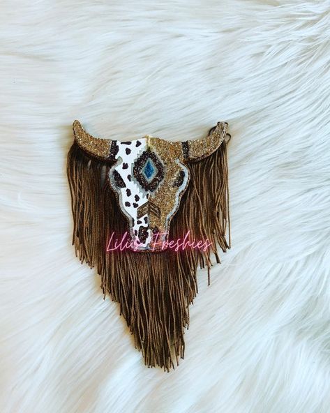 Freshie Designs, Air Freshies, Cute Car Air Freshener, Handmade Air Freshener, Freshie Ideas, Cow Skull Art, Western Stuff, Diy Air Freshener, Car Hangers