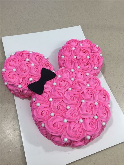 Minnie Mouse Smash Cake, 1st Birthday Foods, Tårta Design, Minnie Mouse Cupcake, Princess Food, Minnie Mouse Birthday Theme, Twodles Birthday, Minnie Mouse Birthday Party Decorations, Minnie Mouse First Birthday