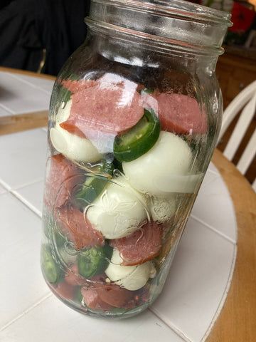 Spicy Pickled Sausage Recipe, Pickled Kielbasa Recipe, Hot Pickled Eggs, Bar Pickled Eggs Recipe, Pickled Eggs And Sausage Recipe, Best Pickled Eggs, Sweet Hot Pickles, Pickles Homemade Easy, Spicy Pickled Eggs