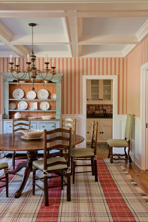 Country Dining Room with Red Ticking Stripe Wallpaper Wallpaper Dining Room, Wallpaper Dining, Red Dining Room, Farmhouse Dining Room Table, Dining Room Remodel, Country Dining Rooms, Striped Room, Dining Room Table Decor, Traditional Dining Room