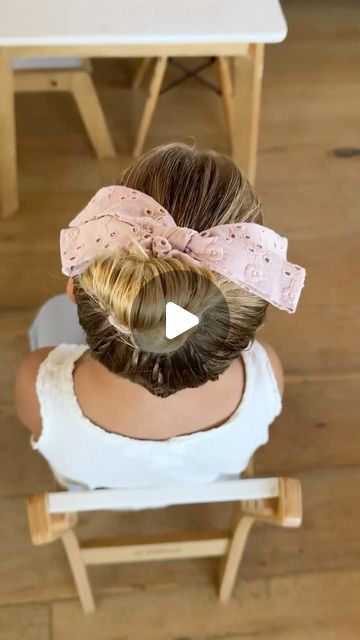 Little Poppy Co. on Instagram: "love this look for back to school from @navygraceblog 🤍🩷   #backtoschool #toddlerhairstyles #toddlerhairtutorial #hairbowstyles #hairbows #backtodchoolhair #toddlerstyle" Toddler Ballet Hair, Ballet Hair, Toddler Ballet, Ballet Hairstyles, Toddler Hair, Toddler Fashion, Hair Tutorial, Hair Bows, Poppies