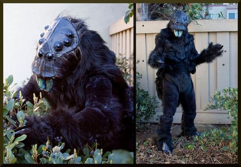 Fursuit Teeth, Larp Monster, Weird Figures, Illusion Costumes, Monster Inspiration, Bug Eyes, Larp Ideas, Epic Costumes, Monster Ideas