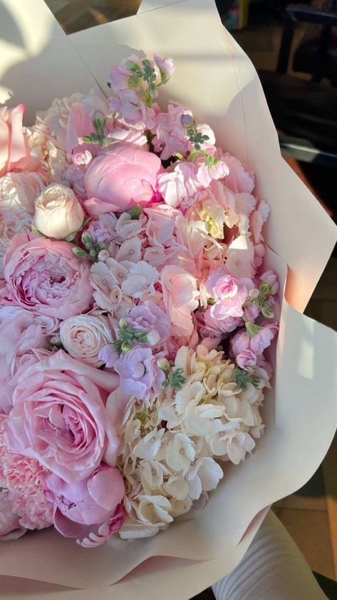 Pink Flower Bouquet, Prettiest Bouquet, Boquette Flowers, Nothing But Flowers, Pink And White Flowers, Peonies Bouquet, Flower Therapy, Beautiful Bouquet Of Flowers, Pink Bouquet