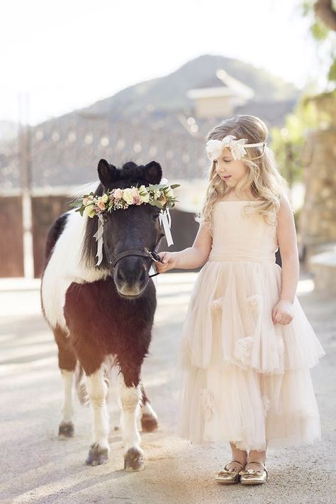 Flower girl with a miniature horse   #horse #horses #horselover      http://www.islandcowgirl.com/ Pink Cute Flower, Equestrian Wedding, Unicorn Pony, Country Wedding Photos, Horse Wedding, Wedding Pets, Glamorous Wedding, Cute Flower