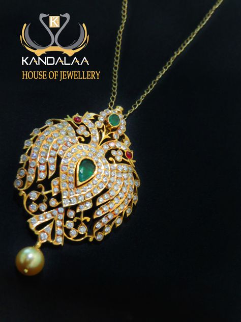 diamond Gandaberunda pendant Diamond Pendant Sets Indian, Ganjam Jewellery, Gandaberunda Pendant, Ganda Berunda, Kandalaa Jewellery, Emerald Bangles, Vanki Designs Jewellery, 22 Carat Gold Jewellery, Gold Pendent