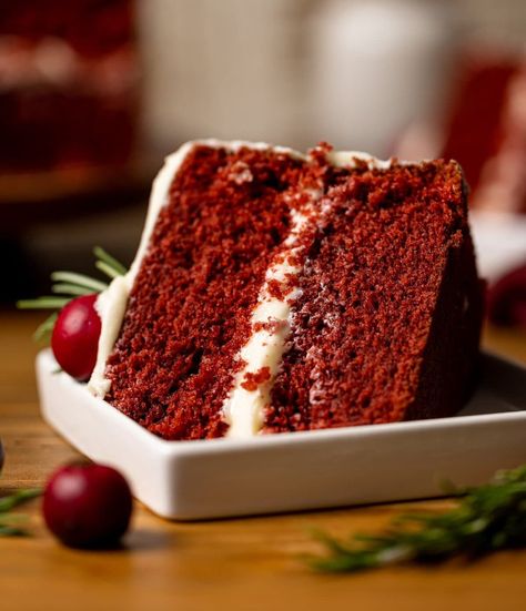 Decadent Red Velvet Cake with Cream Cheese Frosting Red Velvet Cake Recipe Easy, Vegan Red Velvet Cake, Vegan Red Velvet, Vegan Cream Cheese Frosting, Wacky Cake, Red Velvet Cake Recipe, Velvet Cake Recipes, Cake With Cream Cheese Frosting, Vegan Cream Cheese